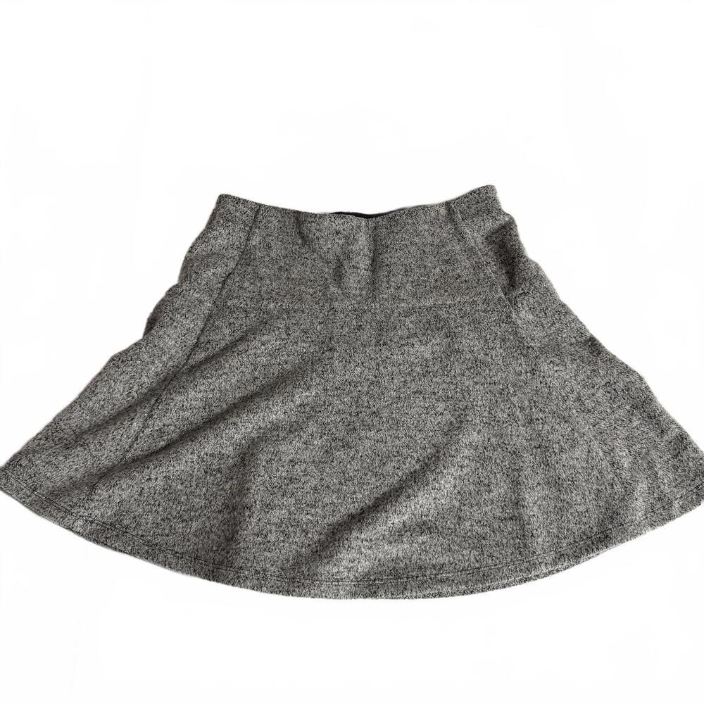 Fuzzy Flirty Swing Grey Heather Pull‎ on Skirt. LOFT Size Small Elastic Waist